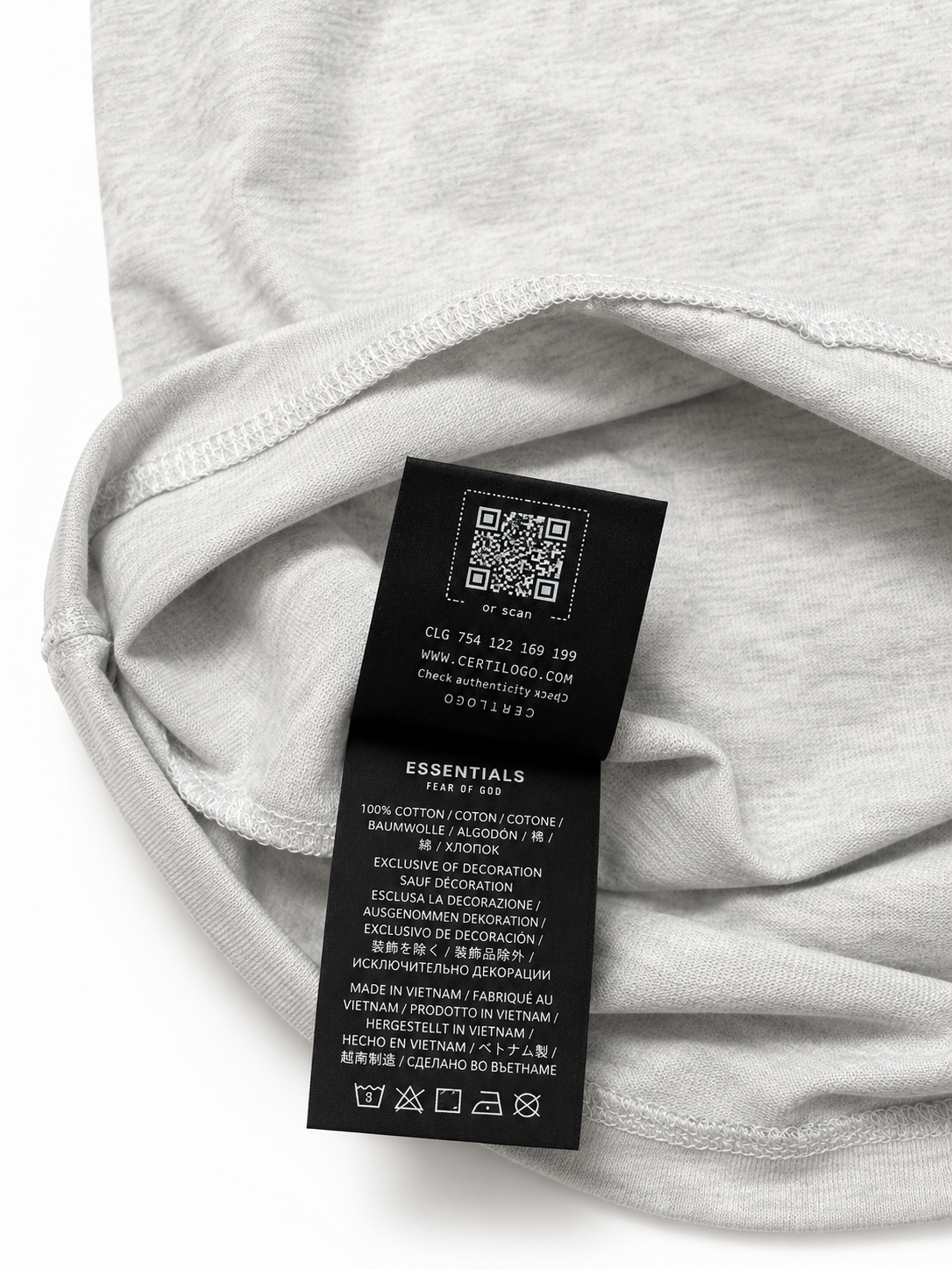 Fear of God Essentials black short-sleeve T-shirt